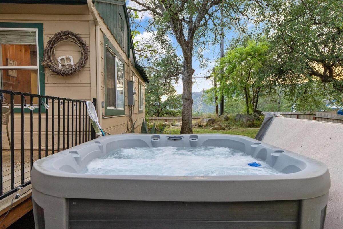 3B Hot Tub, 4Mi From Sequoia, Arcade Games, Foosball Villa Three Rivers Exterior photo